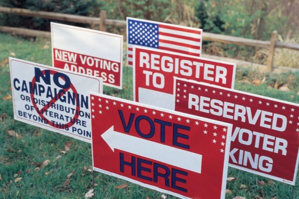 Recycle election yard signs on campus