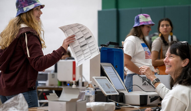 WashU to host two polling places