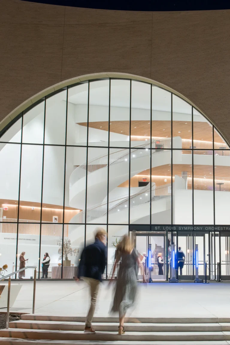 A Reborn Concert Hall Provides a Lift for St. Louis at an Uneasy Time